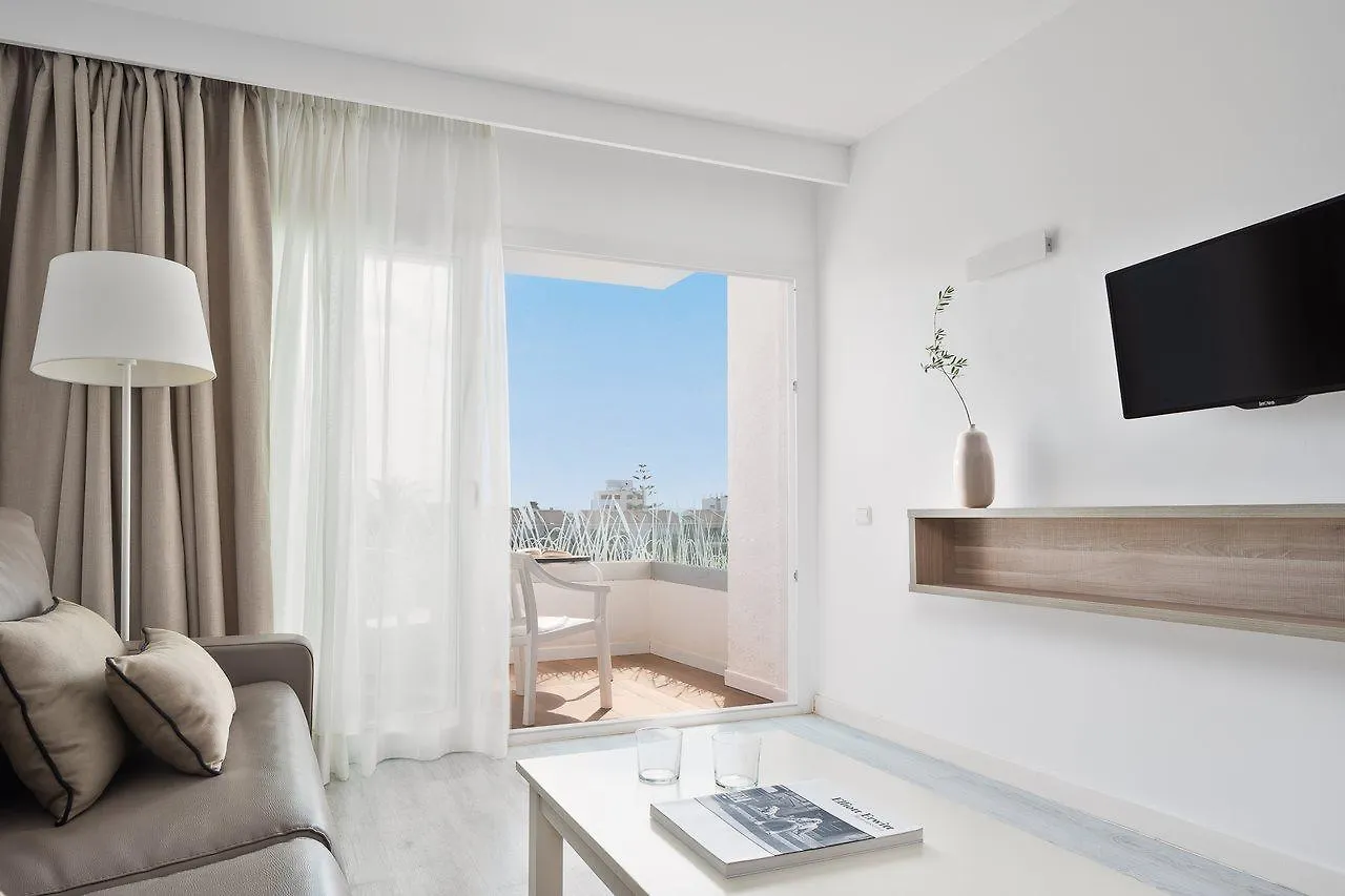 Puerto Azul Suite Hotel 포엔샤 항구