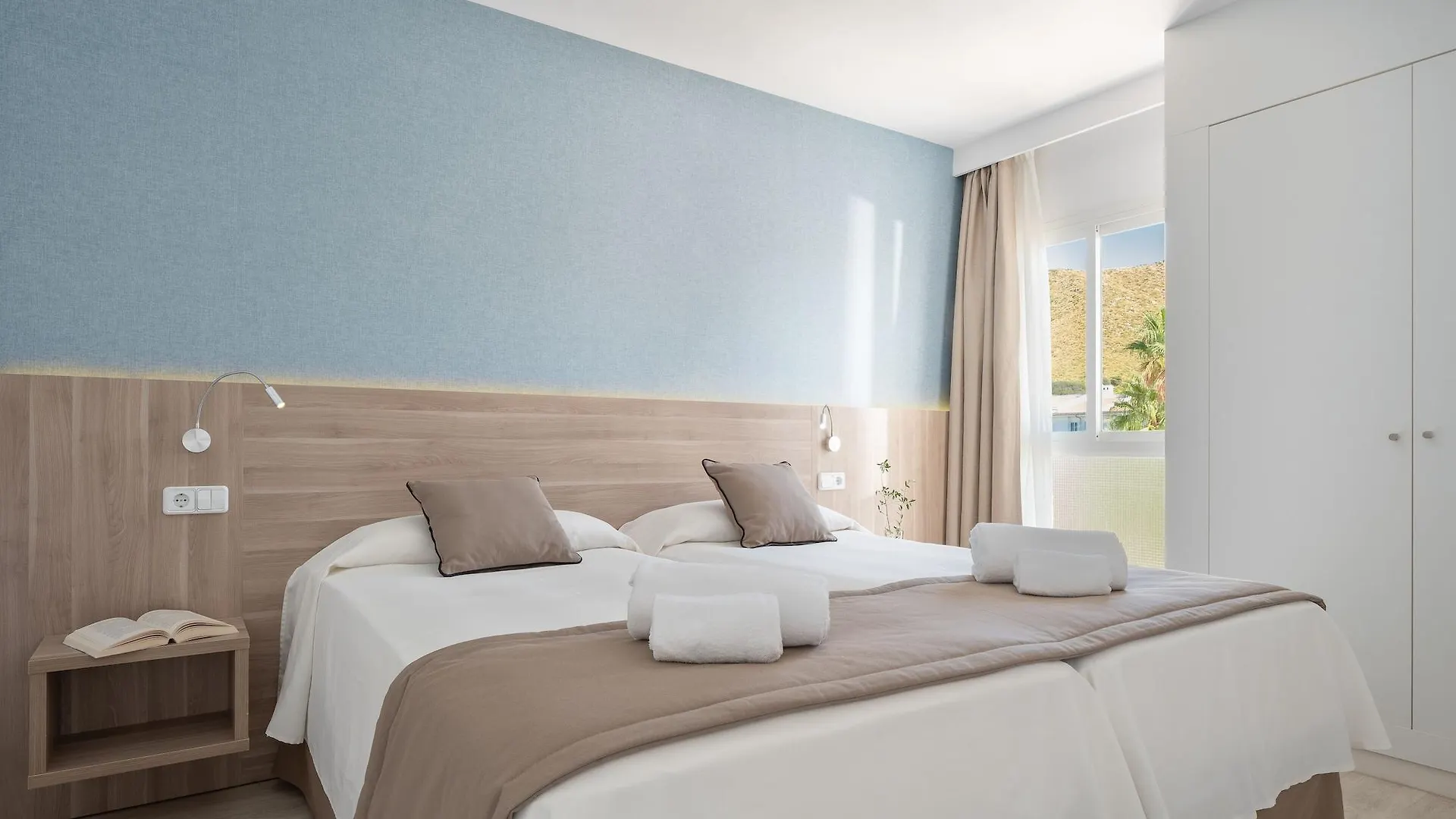 ****  Puerto Azul Suite Hotel Port de Pollenca Spain